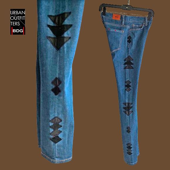 BDG by Urban Outfitters NEW Skater Tribal Faux Leather Patch Skinny Jean 24 - Picture 8 of 11